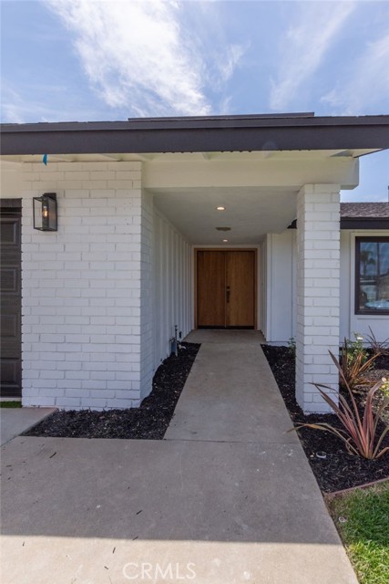 876 Ballina Court, Newbury Park CA: https://media.crmls.org/medias/3f82c61c-07ee-4435-84c5-803a74ef152b.jpg