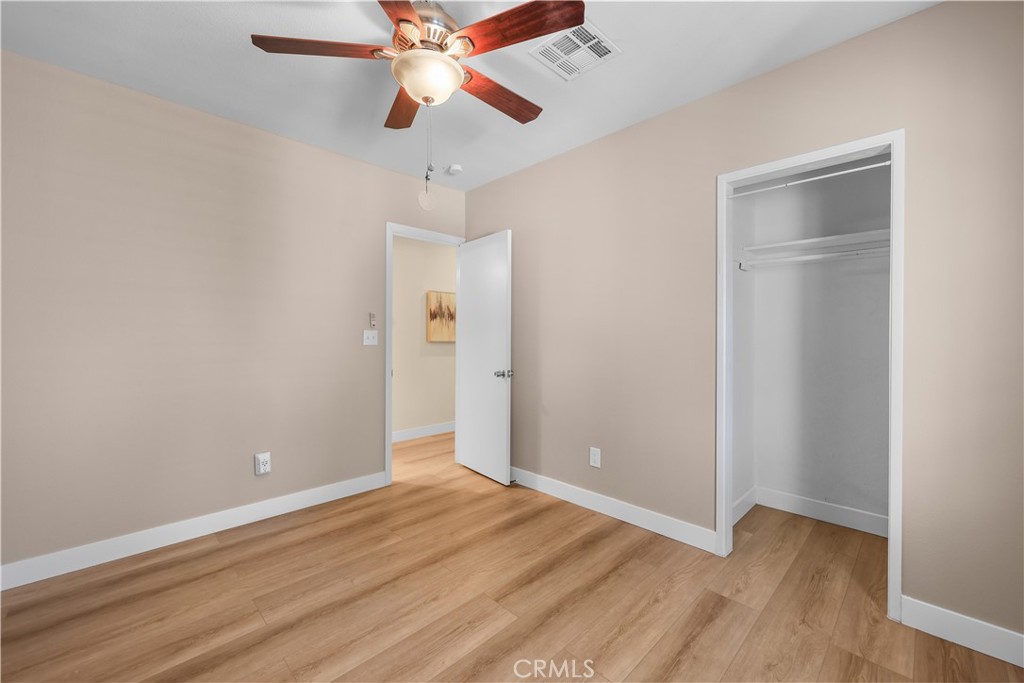 https://media.crmls.org/medias/3f83a5c4-ad59-4a2d-b371-467b8dd048ba.jpg?preset=X-Large