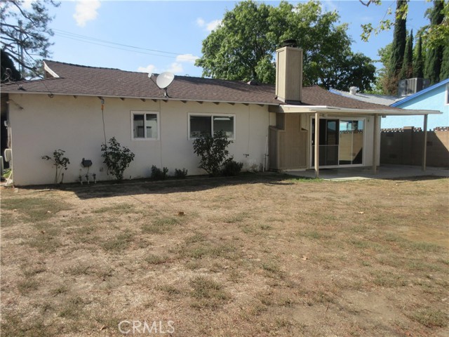Detail Gallery Image 13 of 15 For 11406 Woodley, Granada Hills,  CA 91344 - 4 Beds | 2 Baths