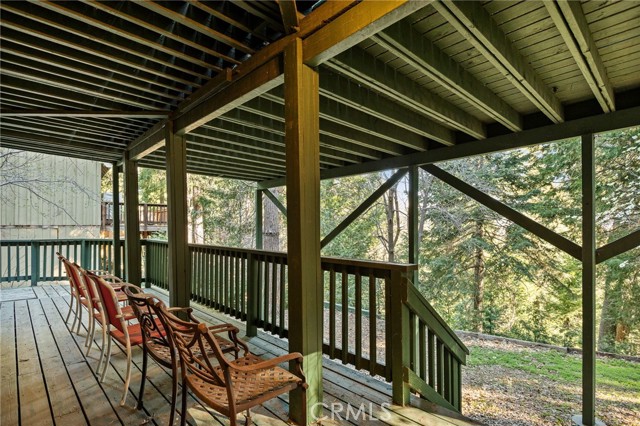 Detail Gallery Image 32 of 45 For 717 Crest Estates, Lake Arrowhead,  CA 92352 - 3 Beds | 3 Baths