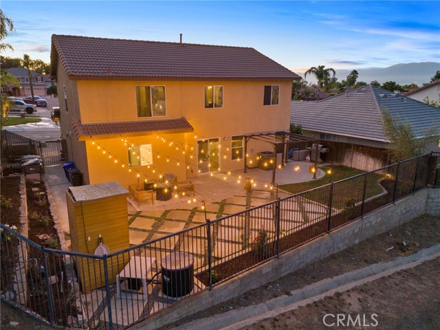 Detail Gallery Image 7 of 53 For 3547 Hawthorne Dr, Corona,  CA 92881 - 3 Beds | 2/1 Baths