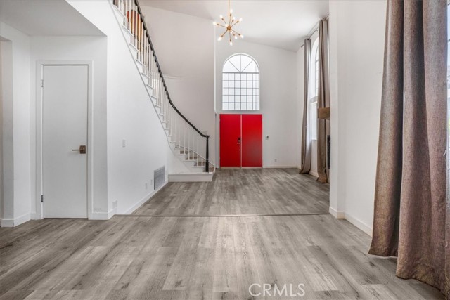 2481 S Bundy Drive, Los Angeles CA: https://media.crmls.org/medias/3f84b314-7538-4c14-936c-94f4c03e0925.jpg