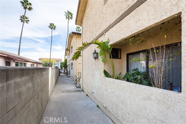 Detail Gallery Image 2 of 20 For 1119 Linden Ave #4,  Glendale,  CA 91201 - 2 Beds | 2 Baths