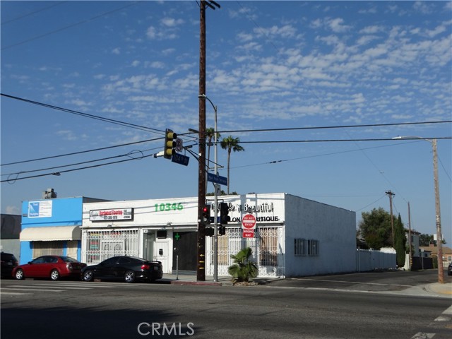 Detail Gallery Image 17 of 28 For 1771 104th St, Los Angeles,  CA 90047 - 2 Beds | 2 Baths