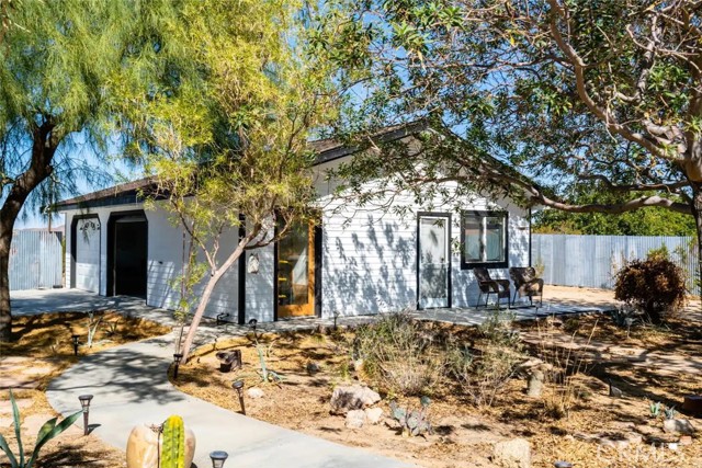 Detail Gallery Image 24 of 37 For 64153 Sun Mesa Rd, Joshua Tree,  CA 92252 - 2 Beds | 2 Baths