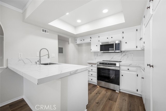 Detail Gallery Image 16 of 44 For 4060 Orange, Cypress,  CA 90630 - 3 Beds | 2 Baths