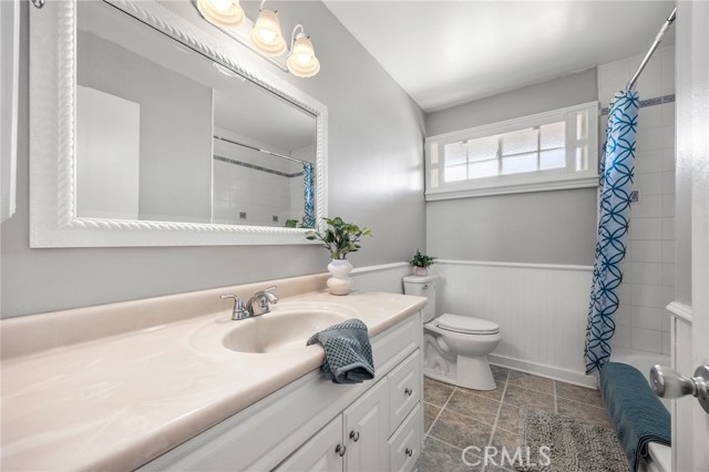 12210 Groveland Avenue, Whittier CA: https://media.crmls.org/medias/3f86865e-5050-4bca-9b5d-d6377e89bd8f.jpg