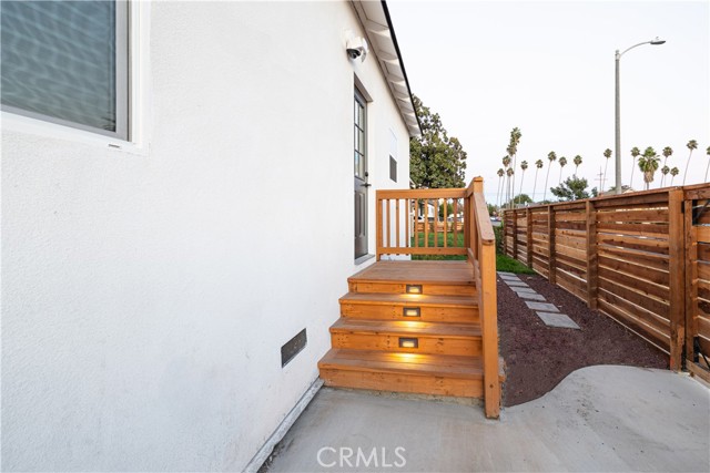 Detail Gallery Image 72 of 74 For 3627 S Van Ness Ave, Los Angeles,  CA 90018 - 4 Beds | 2 Baths