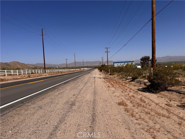 Detail Gallery Image 8 of 8 For 700 State Highway 18, Lucerne Valley,  CA 92356 - – Beds | – Baths