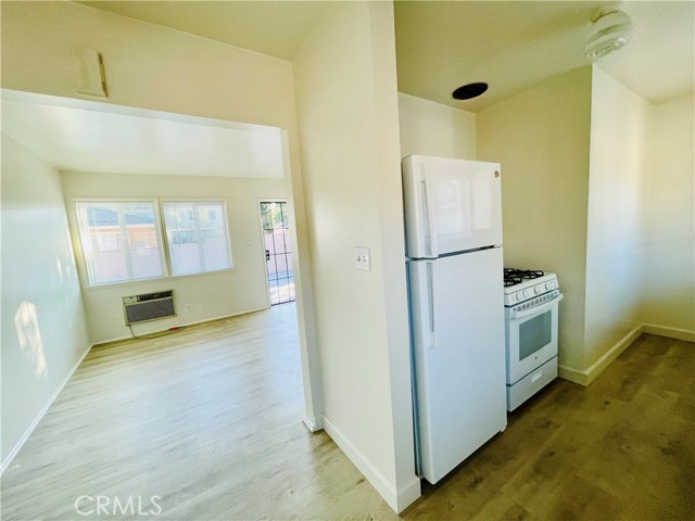 Detail Gallery Image 6 of 25 For 731 S Almansor, Alhambra,  CA 91801 - 1 Beds | 1 Baths