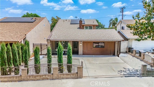 Detail Gallery Image 1 of 25 For 9334 Pioneer Bld, Santa Fe Springs,  CA 90670 - 4 Beds | 2 Baths