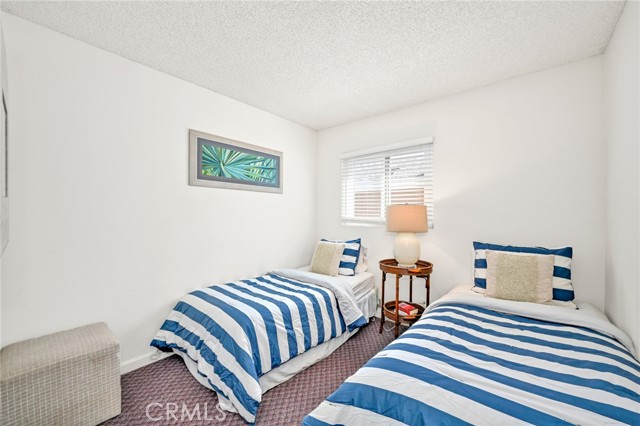 Detail Gallery Image 16 of 56 For 4103 Seashore, Newport Beach,  CA 92663 - 7 Beds | 4 Baths