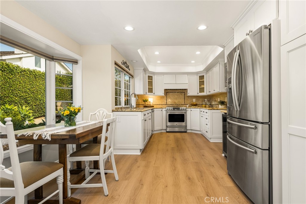 MLS #OC25253550 image #32