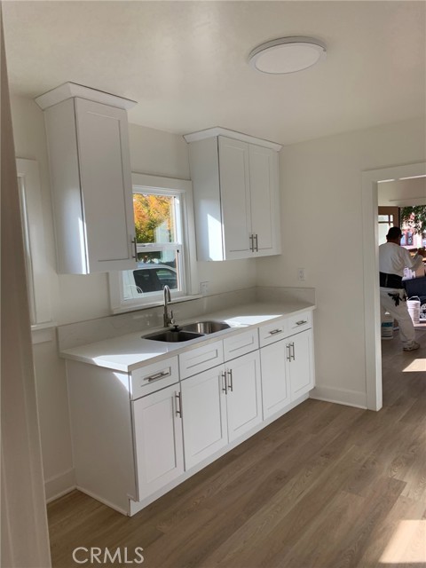 Detail Gallery Image 13 of 22 For 932 N Laurel Ave, Ontario,  CA 91762 - 1 Beds | 1 Baths