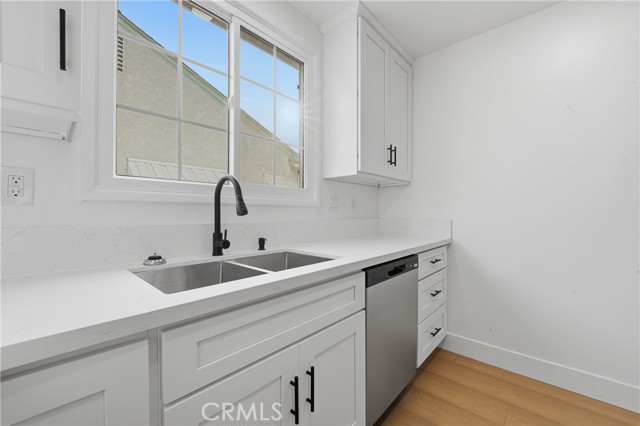 Image 14 of 39 For 2917 Del Amo