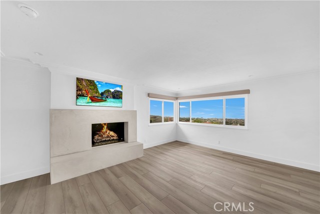 Detail Gallery Image 17 of 35 For 15 Point Loma Dr, Corona Del Mar,  CA 92625 - 5 Beds | 4 Baths