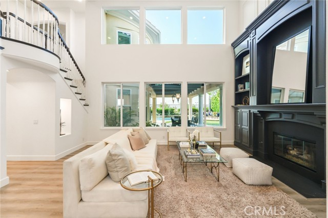 Detail Gallery Image 4 of 64 For 20112 via Cellini, Porter Ranch,  CA 91311 - 4 Beds | 4/1 Baths