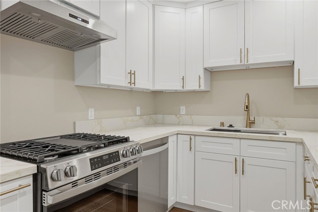 9201 Wakefield Avenue, 3 photo 9