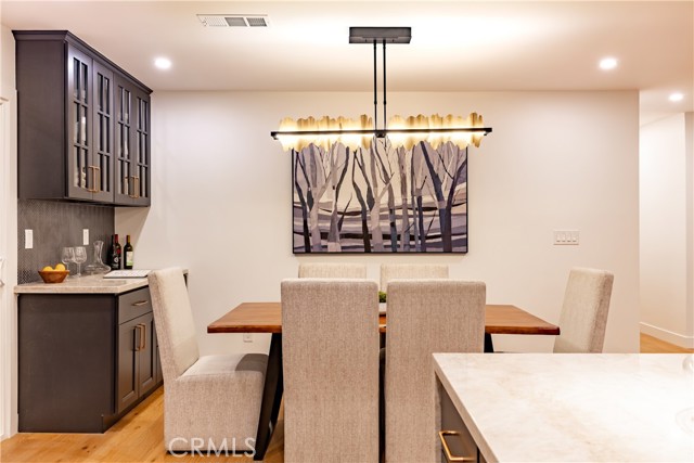 Detail Gallery Image 63 of 71 For 2321 Coldwater Canyon Dr, Beverly Hills,  CA 90210 - 3 Beds | 2 Baths