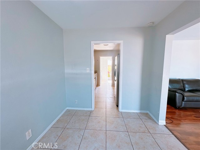 Detail Gallery Image 17 of 21 For 945 N Dickel St, Anaheim,  CA 92805 - 2 Beds | 2 Baths