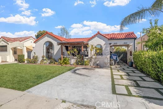 1819 84th Street, Los Angeles, California 90047, 5 Bedrooms Bedrooms, ,4 BathroomsBathrooms,Single Family Residence,For Sale,84th,DW24091199