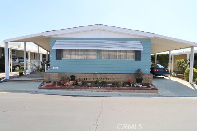 Detail Gallery Image 1 of 46 For 12726 Lake Forest Dr #25,  La Mirada,  CA 90638 - 2 Beds | 2 Baths
