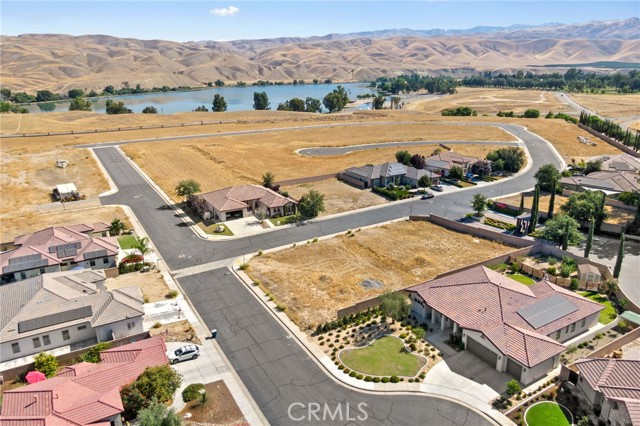 Detail Gallery Image 4 of 19 For 12101 Wildhorse Ave, Bakersfield,  CA 93306 - – Beds | – Baths