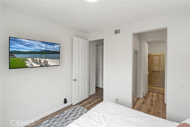 Detail Gallery Image 21 of 49 For 214 Goldenwest St, Huntington Beach,  CA 92648 - 3 Beds | 3/1 Baths