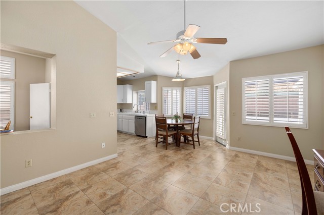 Detail Gallery Image 15 of 31 For 44239 Fenner, Lancaster,  CA 93536 - 3 Beds | 2 Baths