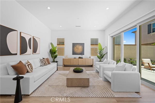 114 eversedge, Irvine CA: https://media.crmls.org/medias/3f8eb39b-6527-41a7-a16d-fc2d1186e329.jpg