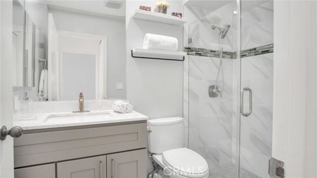Detail Gallery Image 14 of 32 For 222 S Central #432,  Los Angeles,  CA 90012 - 1 Beds | 1 Baths