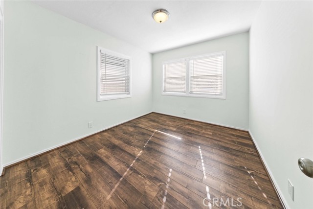 Detail Gallery Image 15 of 22 For 10717 Cantara St, Sun Valley,  CA 91352 - 3 Beds | 2 Baths