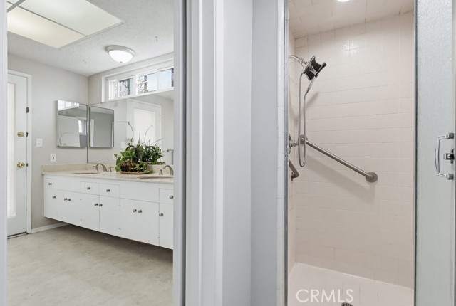 Detail Gallery Image 43 of 74 For 5346 E Flagstone St, Long Beach,  CA 90808 - 4 Beds | 3 Baths