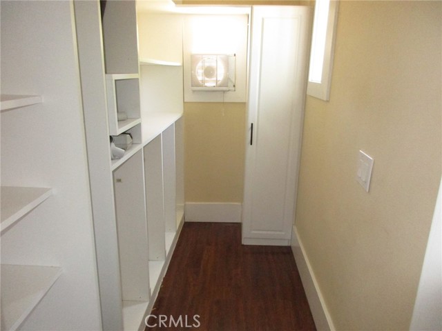 Detail Gallery Image 15 of 33 For 3275 Lime, Riverside,  CA 92501 - 4 Beds | 2/1 Baths