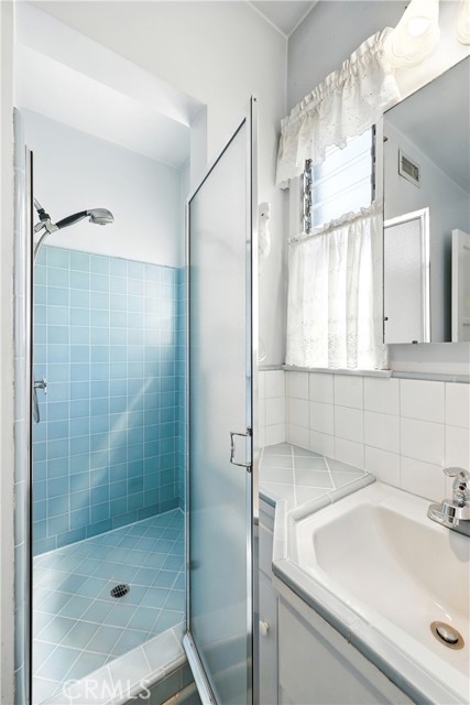 8847 Naomi Avenue, San Gabriel CA: https://media.crmls.org/medias/3f907a7e-b984-426f-83b2-cae8411f5f67.jpg