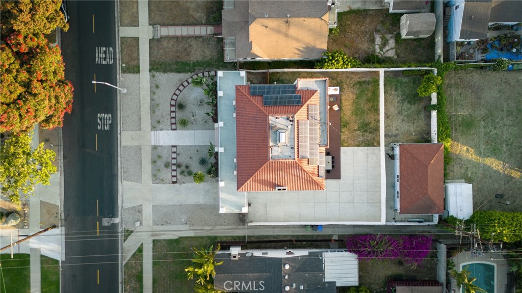 https://media.crmls.org/medias/3f914de4-bf45-42b2-abb4-1613fe6f3270.jpg?preset=X-Large