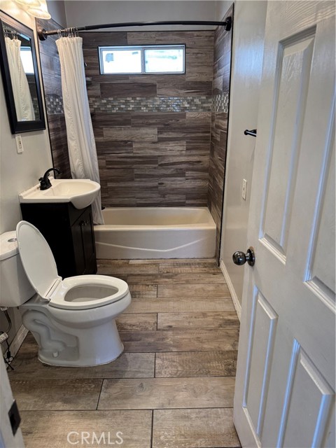 Detail Gallery Image 7 of 11 For 8647 Passons Bld, Pico Rivera,  CA 90660 - 2 Beds | 1 Baths