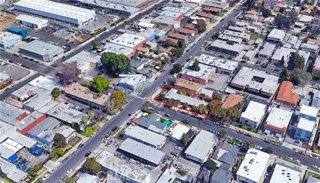 6944 Radford Avenue, North Hollywood CA: https://media.crmls.org/medias/3f9208fb-fc3d-4e10-b961-70c0ead70434.jpg