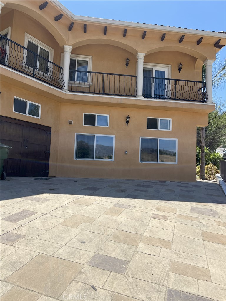 10235 Wheatland Avenue #Guest