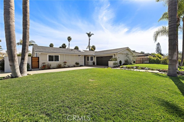 Detail Gallery Image 5 of 42 For 7722 Anillo Way, Carlsbad,  CA 92009 - 4 Beds | 2 Baths