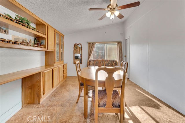 1401 W 9th Street, Pomona CA: https://media.crmls.org/medias/3f924aa1-f949-4543-8393-2ec4e0697b25.jpg