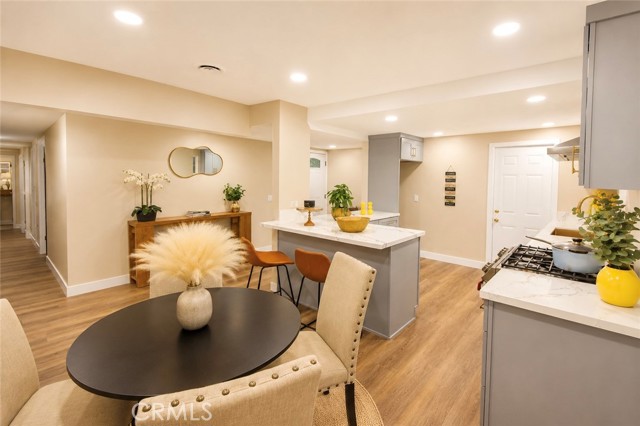 2332 Silverbay photo 14