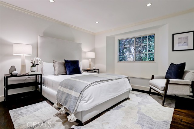 742 31st Street, Manhattan Beach, California 90266, 5 Bedrooms Bedrooms, ,2 BathroomsBathrooms,Residential,Sold,31st,SB22034184