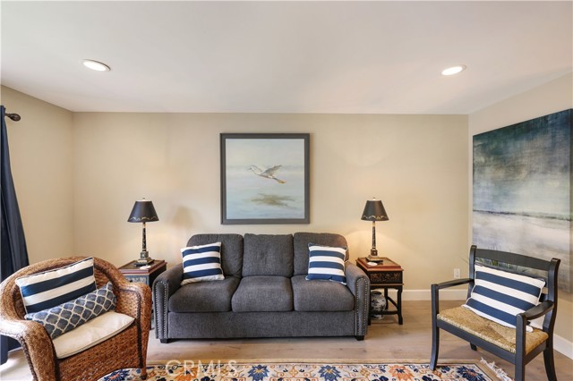 Detail Gallery Image 11 of 30 For 935 D Ave, Coronado,  CA 92118 - 2 Beds | 1 Baths