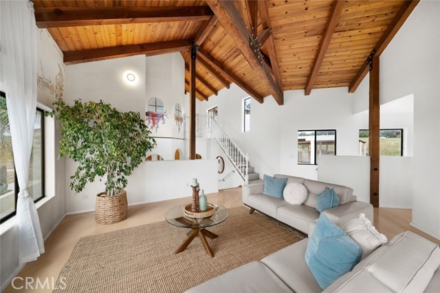 Detail Gallery Image 9 of 75 For 330 East Ormonde Road, Arroyo Grande,  CA 93420 - 5 Beds | 3 Baths