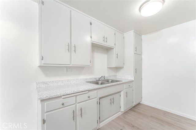 3430 Elm Avenue, Long Beach CA: https://media.crmls.org/medias/3f93dcf9-2164-431d-ab9a-477fdd0626cc.jpg