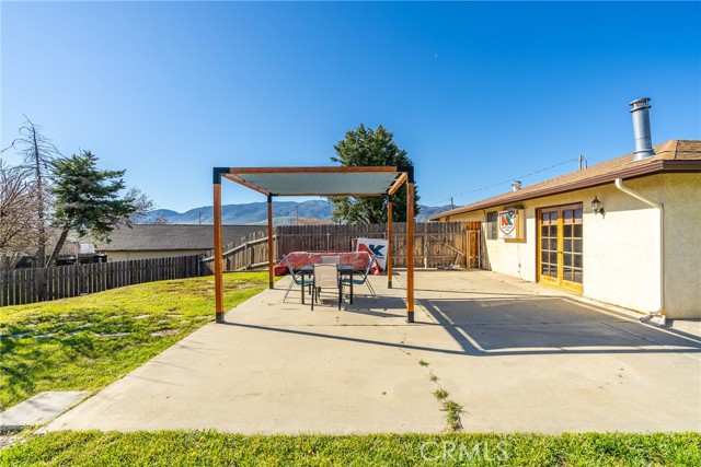 Detail Gallery Image 30 of 45 For 21766 Fox Ct, Tehachapi,  CA 93561 - 3 Beds | 2 Baths