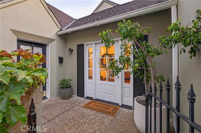Detail Gallery Image 4 of 54 For 115 Annandale Rd, Pasadena,  CA 91105 - 4 Beds | 3 Baths