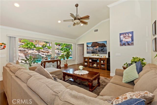 Image 18 of 56 For 8100 Sunflower Avenue