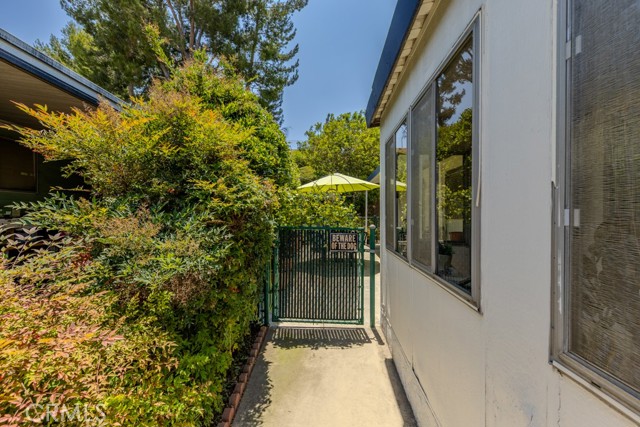 2851 Rolling Hills Drive, Fullerton CA: https://media.crmls.org/medias/3f965e17-3288-4f58-a9f5-e485fba659e2.jpg